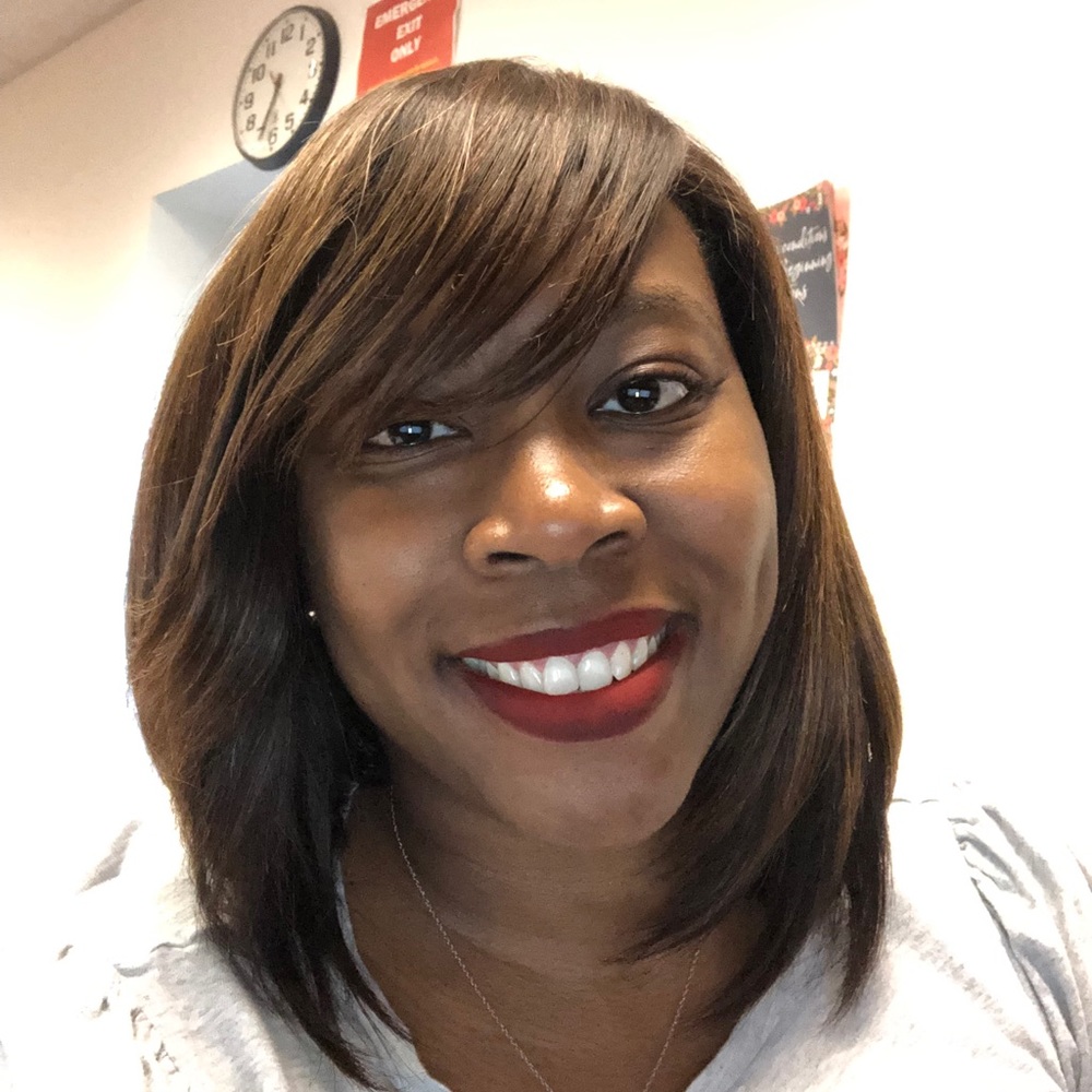 Meet your Posher, Robyn